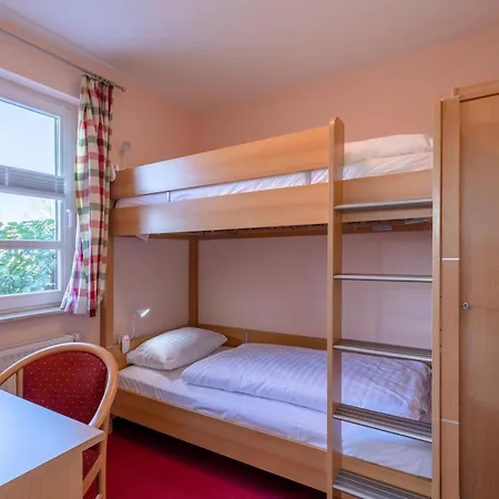 Storchenrast - Mit Kamin & Terrasse Am Fleesensee Appartement *