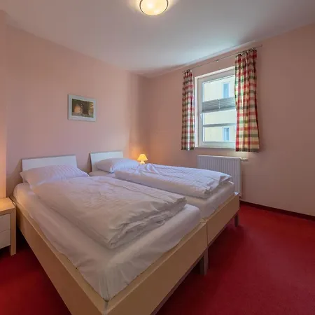 Appartement Storchenrast - Mit Kamin & Terrasse Am Fleesensee Göhren-Lebbin