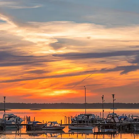 Storchenrast - Mit Kamin & Terrasse Am Fleesensee Göhren-Lebbin